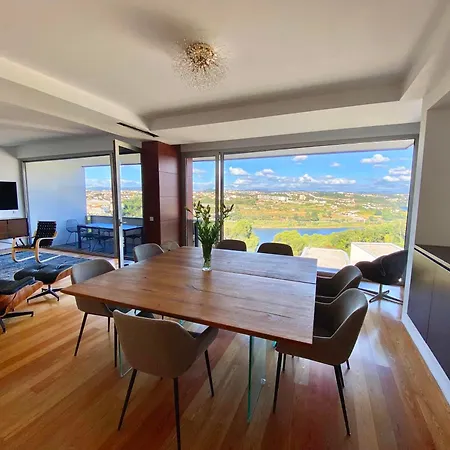 빌라 Casa Dos Cubos - Douro River House With Swimming Pool And River View 빌라노바데가이아