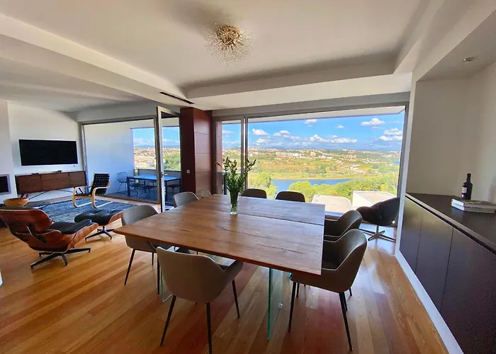 빌라 Casa Dos Cubos - Douro River House With Swimming Pool And River View 빌라노바데가이아