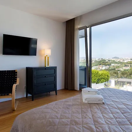 Casa Dos Cubos - Douro River House With Swimming Pool And River View Villa Vila Nova de Gaia
