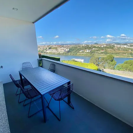 Villa Casa Dos Cubos - Douro River House With Swimming Pool And River View