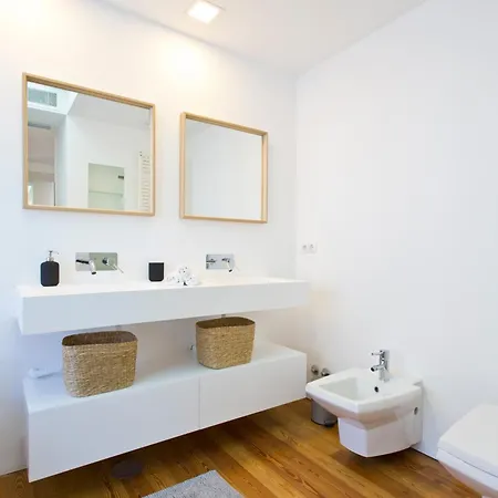 Vila Casa Dos Cubos - Douro River House With Swimming Pool And River View Vila Nova de Gaia