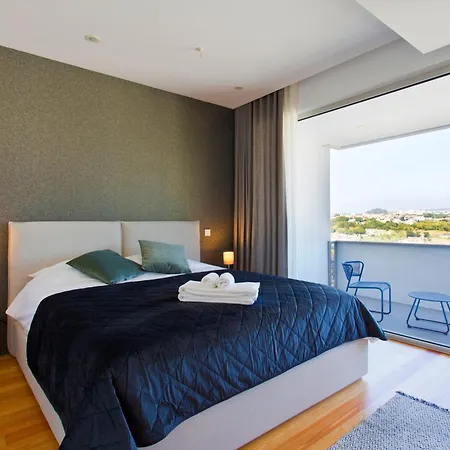 Villa Casa Dos Cubos - Douro River House With Swimming Pool And River View
