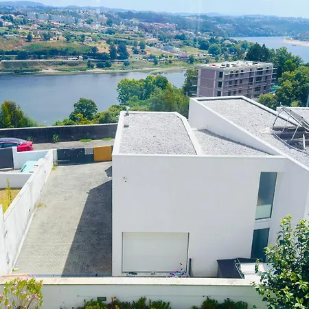 Casa Dos Cubos - Douro River House With Swimming Pool And River View