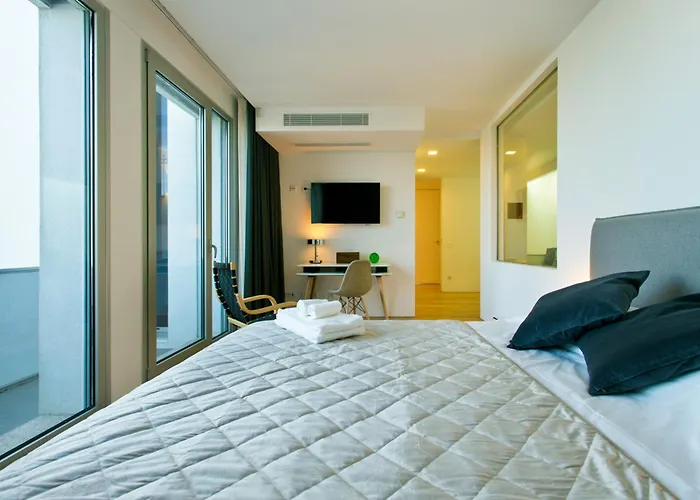 Casa Dos Cubos - Douro River House With Swimming Pool And River View Vila Nova de Gaia